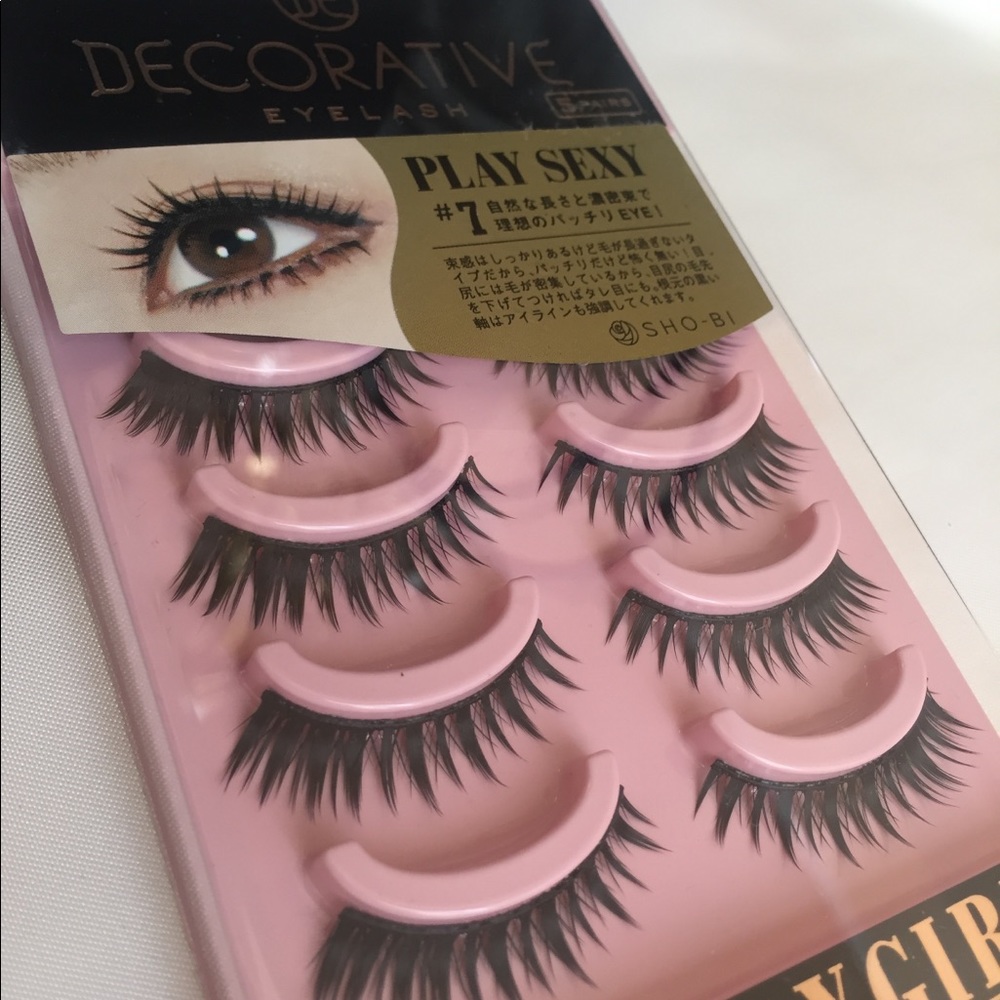 Lashes from Japan